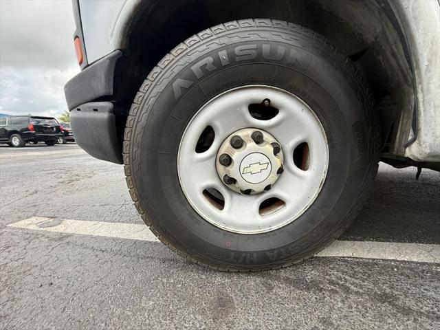 2008 Chevrolet Express Work Van