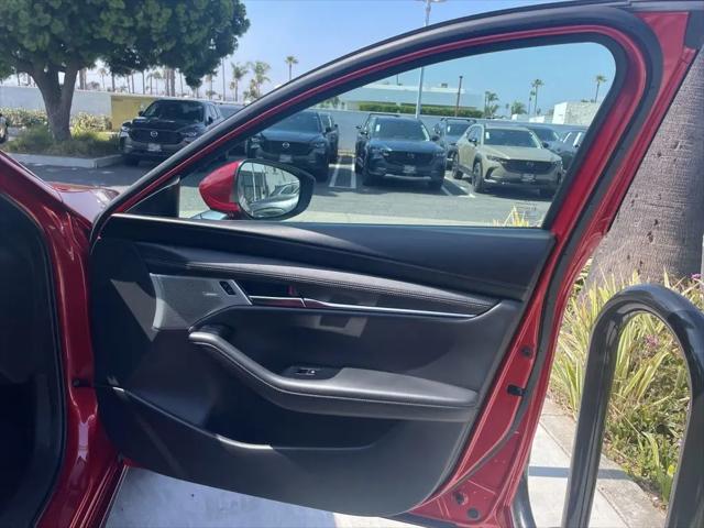 2023 Mazda Mazda3 2.5 S Premium