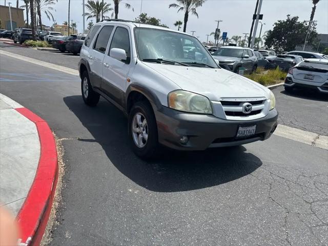 2005 Mazda Tribute s