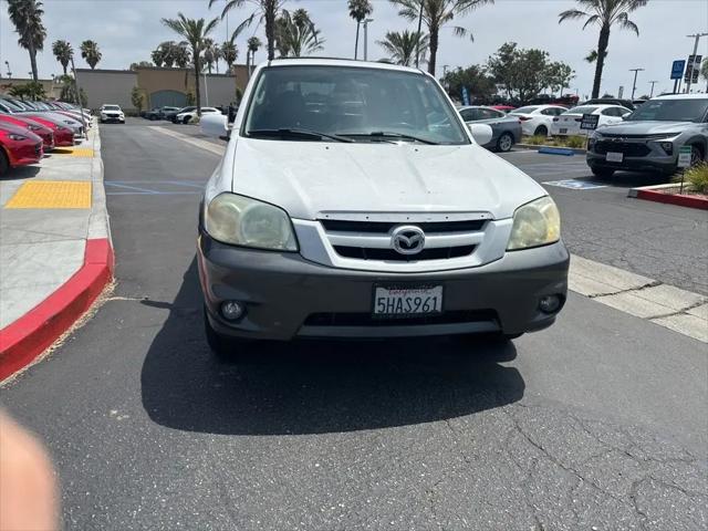 2005 Mazda Tribute s
