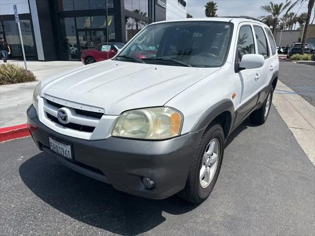 2005 Mazda Tribute s