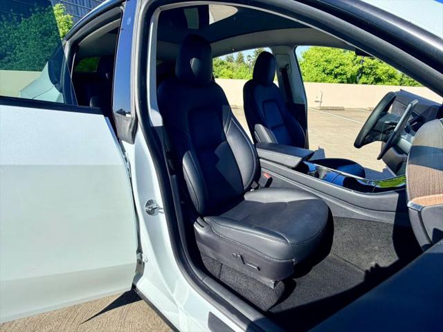 2021 Tesla Model Y Standard Range Rear-Wheel Drive