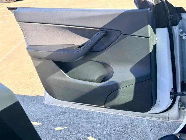 2021 Tesla Model Y Standard Range Rear-Wheel Drive