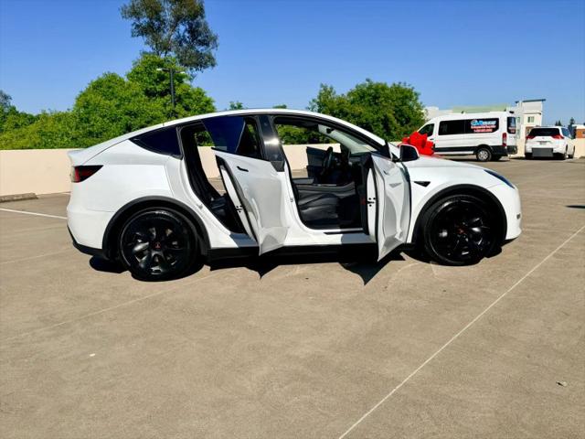 2021 Tesla Model Y Standard Range Rear-Wheel Drive