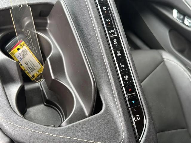 2020 Chevrolet Corvette Stingray RWD Coupe 2LT
