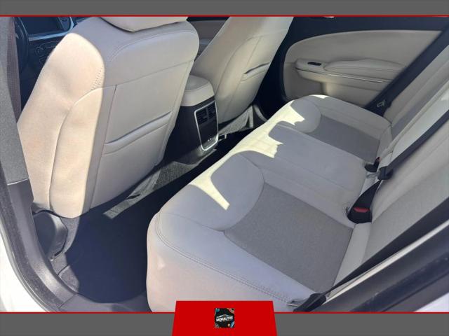 2021 Chrysler 300 Touring