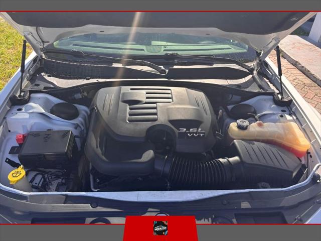 2021 Chrysler 300 Touring