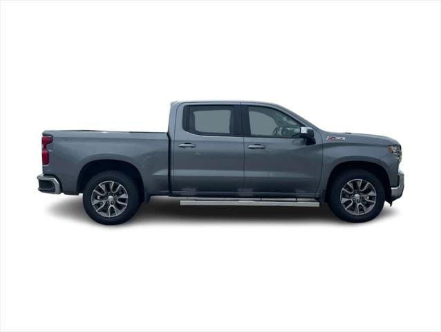 2022 Chevrolet Silverado 1500 4WD Crew Cab Short Bed LT
