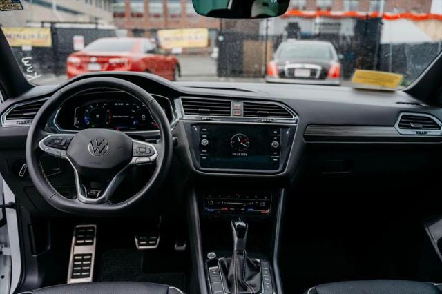 2023 Volkswagen Tiguan 2.0T SEL R-Line
