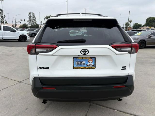 2021 Toyota RAV4 LE