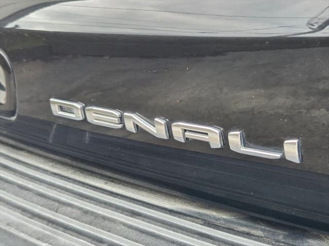 2021 GMC Yukon XL 2WD Denali