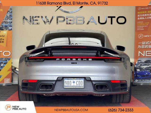 2020 Porsche 911 Carrera