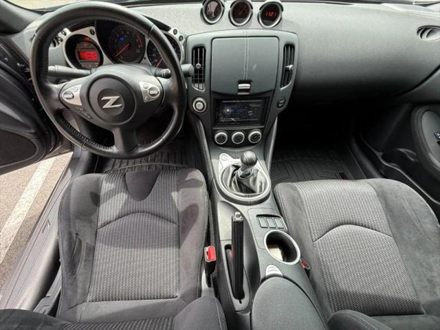 2017 Nissan 370Z Base