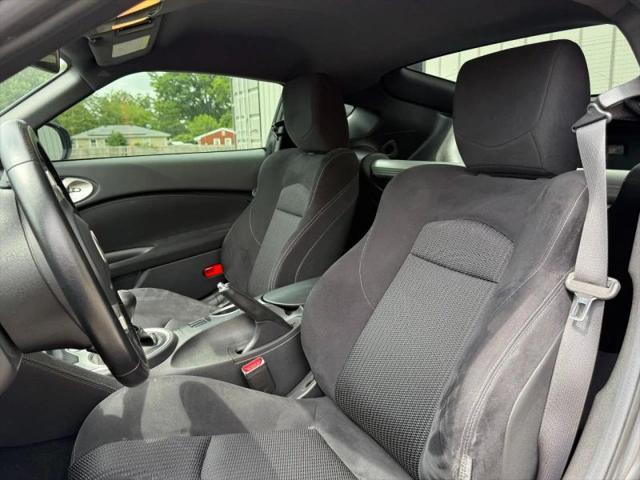 2017 Nissan 370Z Base