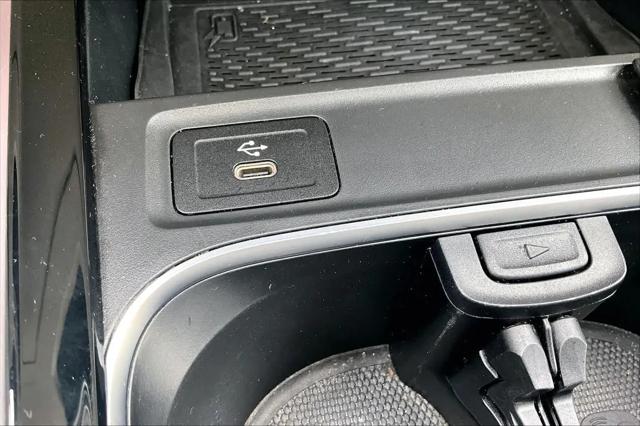 2025 Mercedes-Benz GLB GLB 250