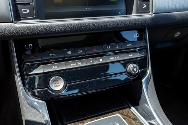 2016 Jaguar XF 35t Prestige