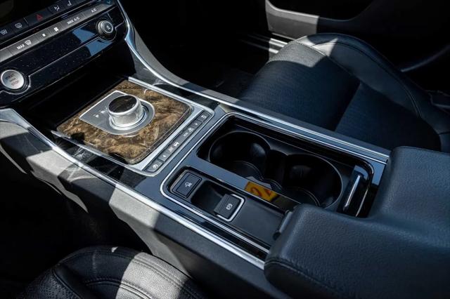 2016 Jaguar XF 35t Prestige