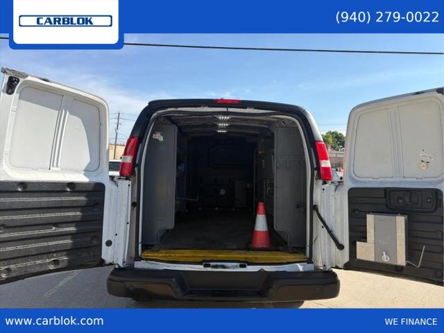 2022 Chevrolet Express Cargo Van RWD 2500 Regular Wheelbase WT