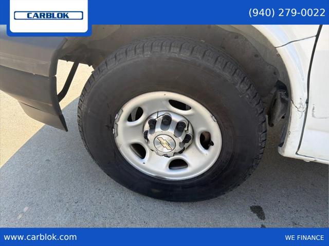 2022 Chevrolet Express Cargo Van RWD 2500 Regular Wheelbase WT
