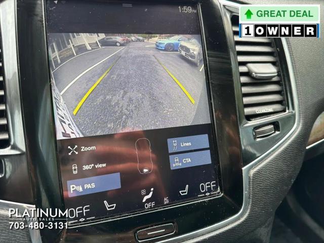 2016 Volvo XC90 T6 Momentum
