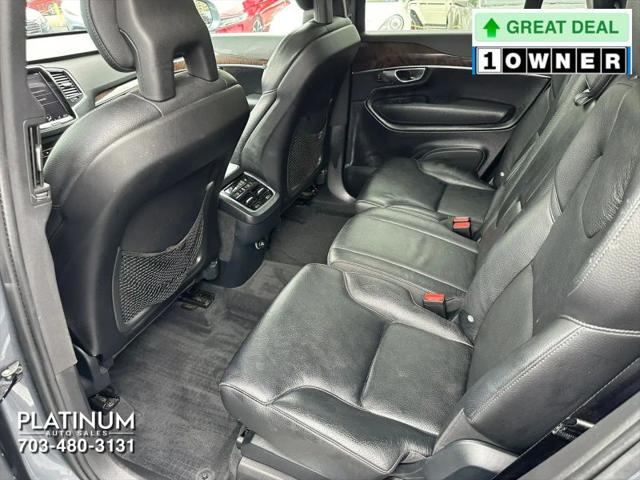 2016 Volvo XC90 T6 Momentum