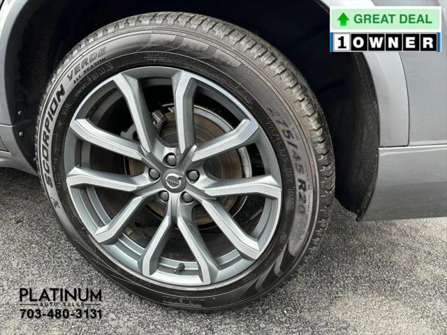 2016 Volvo XC90 T6 Momentum