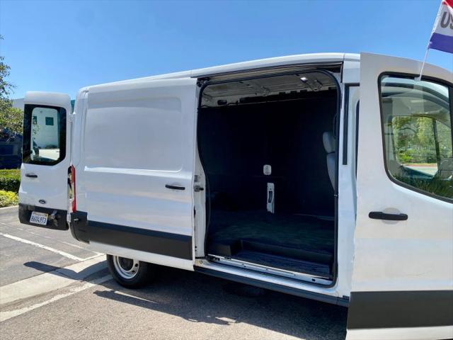 2019 Ford Transit Medium Roof w/Sliding Side Door w/LWB
