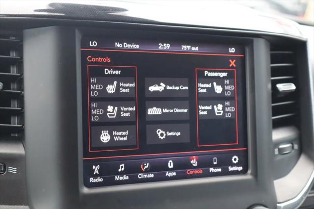2020 Ram 1500 Laramie Crew Cab 4x4 5'7" Box