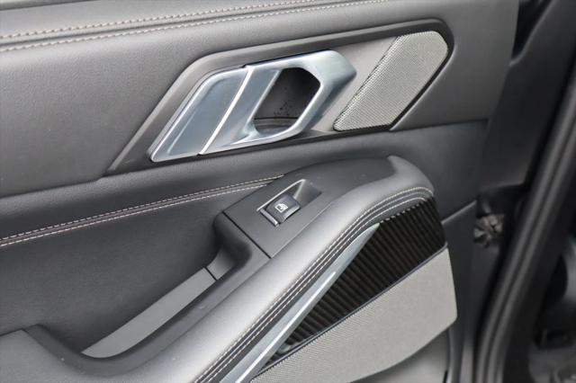 2024 BMW X5 M60i