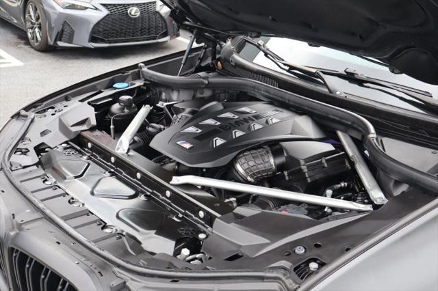 2024 BMW X5 M60i
