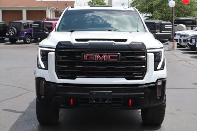 2024 GMC Sierra 2500HD 4WD Crew Cab Standard Bed AT4X
