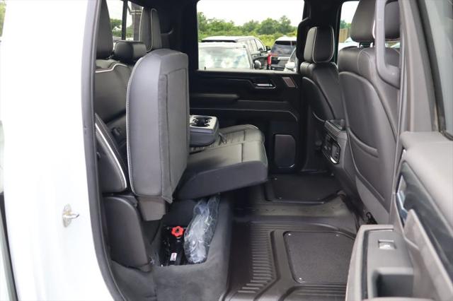 2024 GMC Sierra 2500HD 4WD Crew Cab Standard Bed AT4X