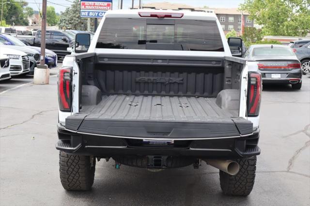 2024 GMC Sierra 2500HD 4WD Crew Cab Standard Bed AT4X