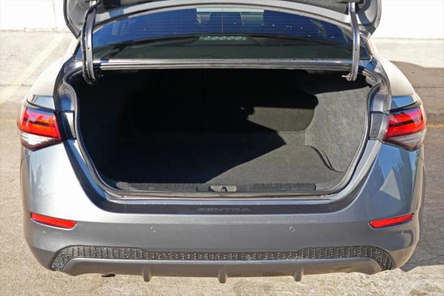 2022 Nissan Sentra SV Xtronic CVT