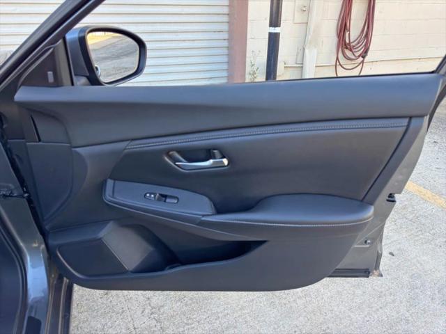2022 Nissan Sentra SV Xtronic CVT