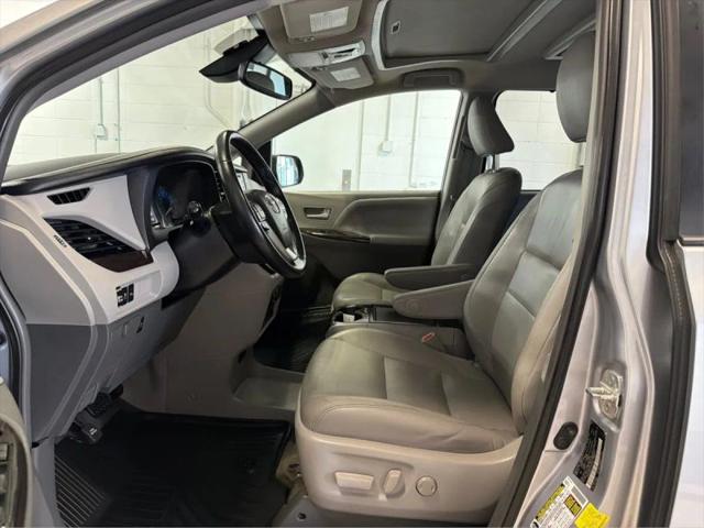 2018 Toyota Sienna XLE 8 Passenger