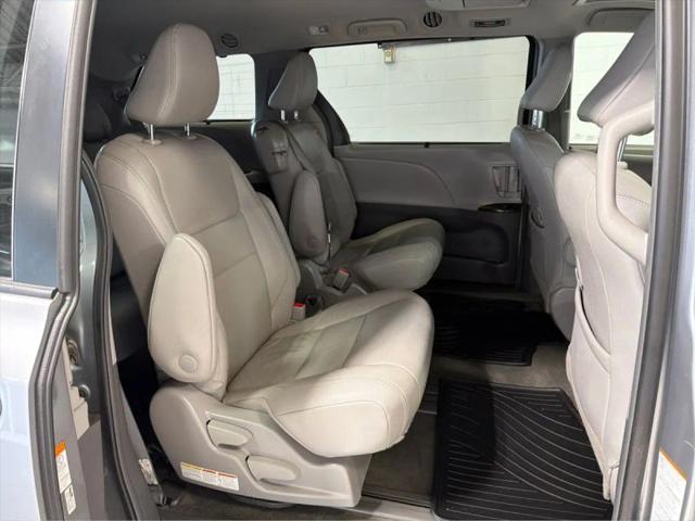2018 Toyota Sienna XLE 8 Passenger