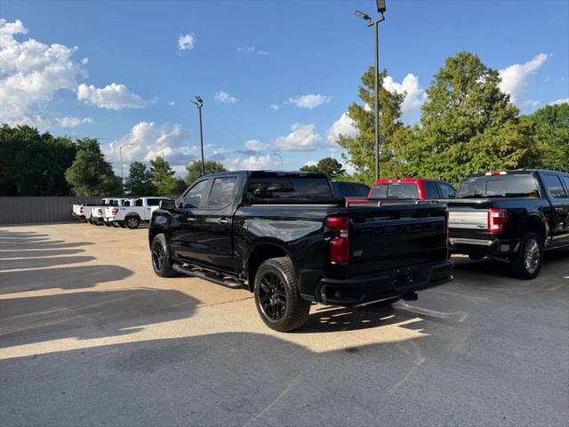2024 Chevrolet Silverado 1500 2WD Crew Cab Short Bed Custom
