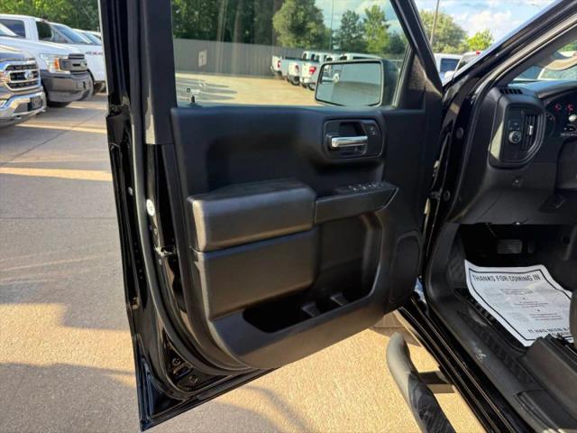 2024 Chevrolet Silverado 1500 2WD Crew Cab Short Bed Custom