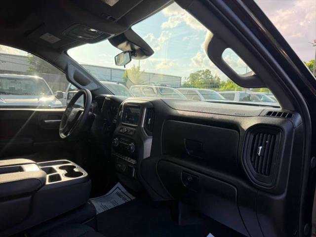 2024 Chevrolet Silverado 1500 2WD Crew Cab Short Bed Custom