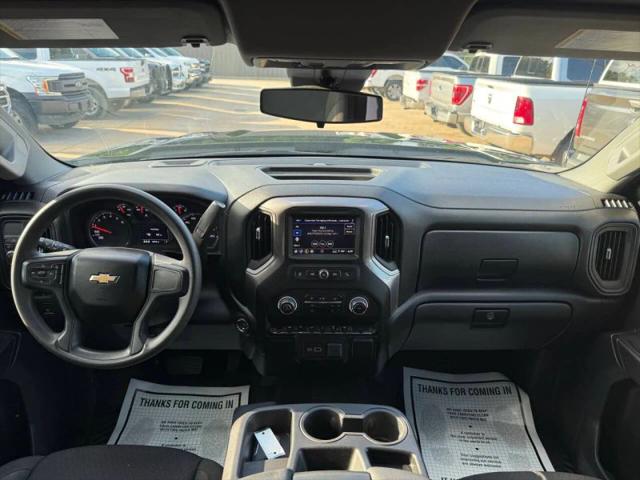 2024 Chevrolet Silverado 1500 2WD Crew Cab Short Bed Custom