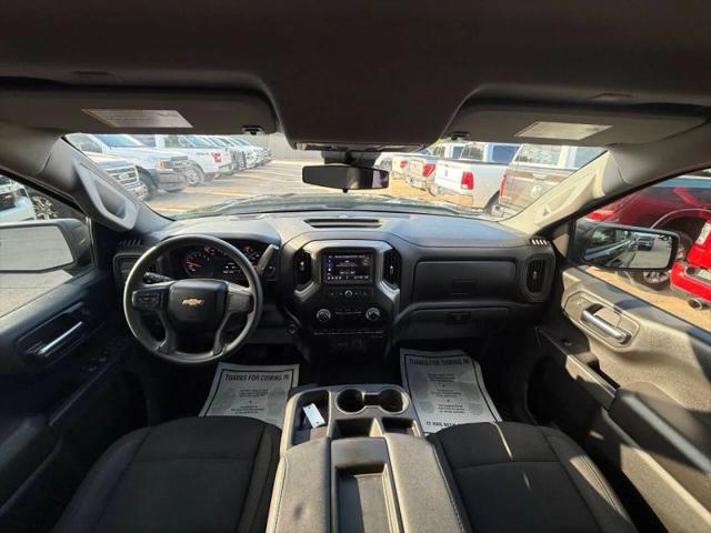 2024 Chevrolet Silverado 1500 2WD Crew Cab Short Bed Custom