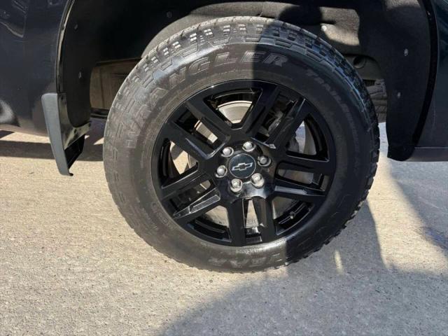 2024 Chevrolet Silverado 1500 2WD Crew Cab Short Bed Custom