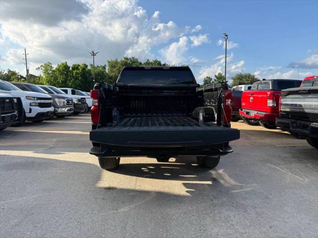 2024 Chevrolet Silverado 1500 2WD Crew Cab Short Bed Custom