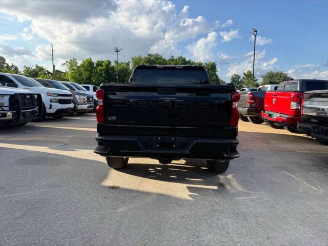 2024 Chevrolet Silverado 1500 2WD Crew Cab Short Bed Custom