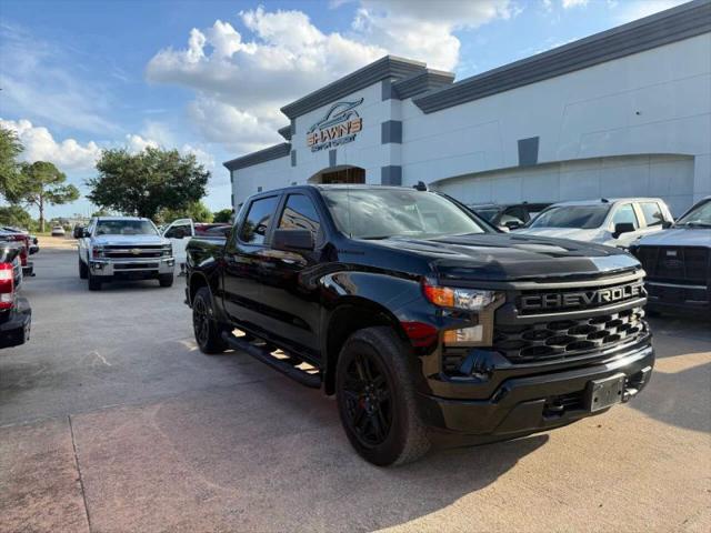 2024 Chevrolet Silverado 1500 2WD Crew Cab Short Bed Custom