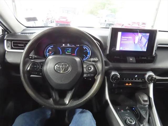 2023 Toyota RAV4 Hybrid LE