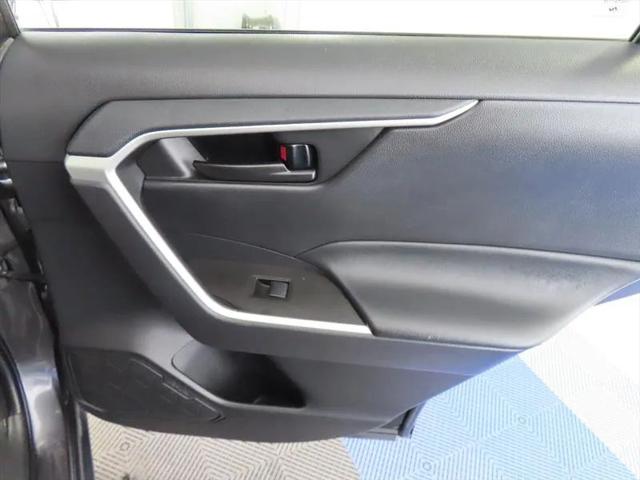 2023 Toyota RAV4 Hybrid LE
