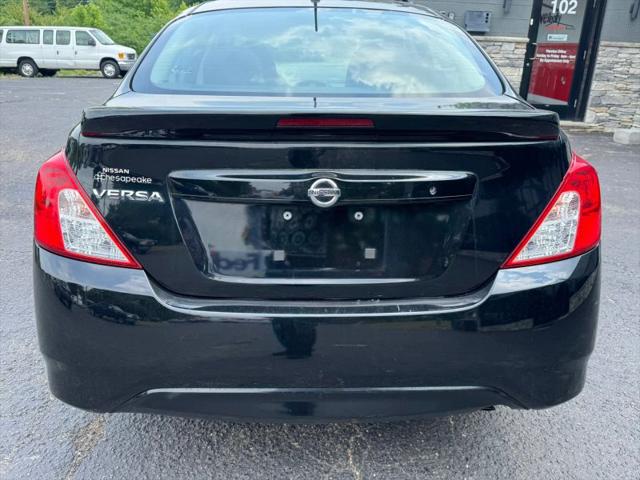 2017 Nissan Versa 1.6 S+