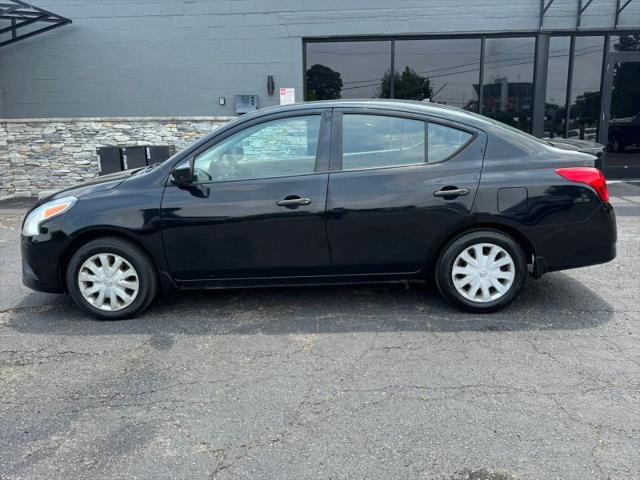 2017 Nissan Versa 1.6 S+